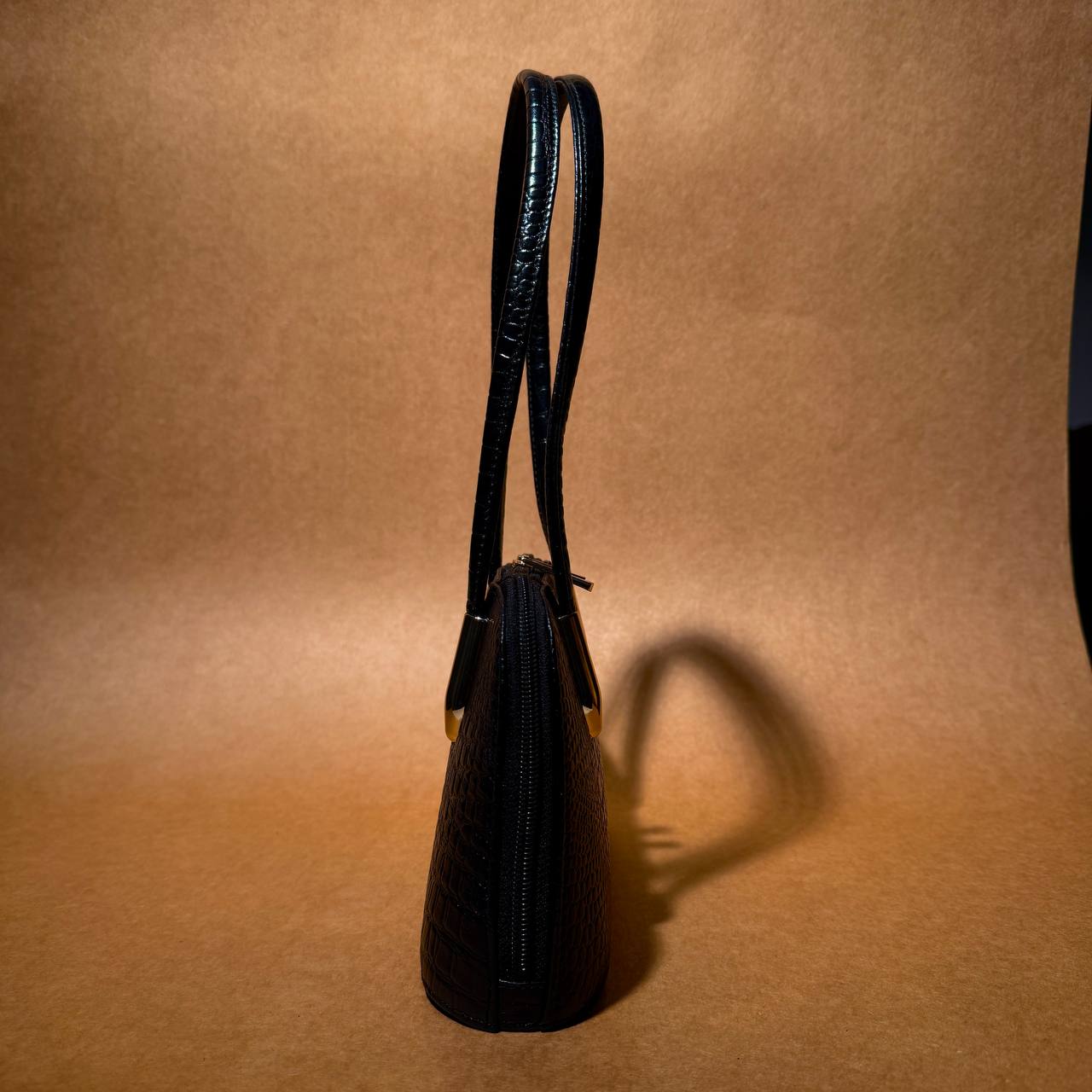 The Classic Croc Shoulder Bag