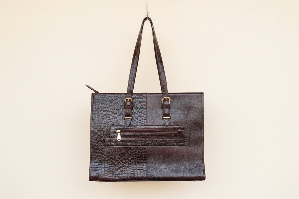 Brown Back – Cream BG