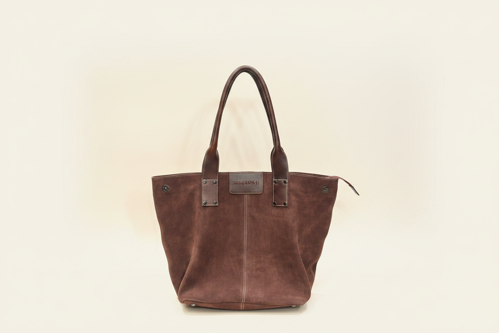 Mocha Front Zip Alt – Cream BG