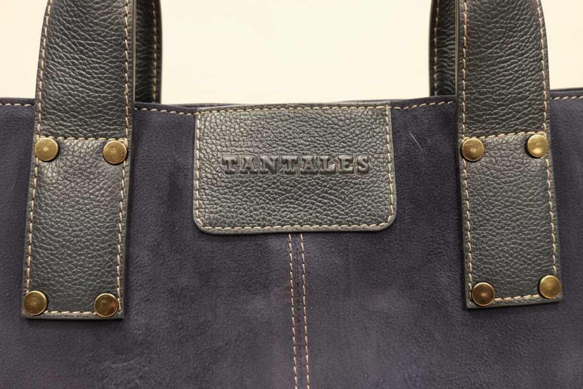 Navy Logo Detail – Cream BG