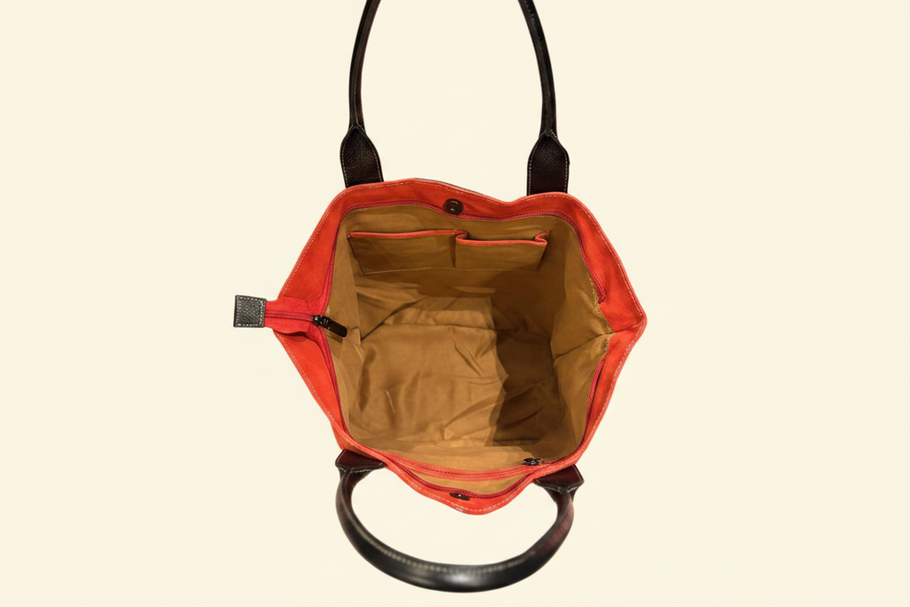 Orange-Black Interior – Cream BG