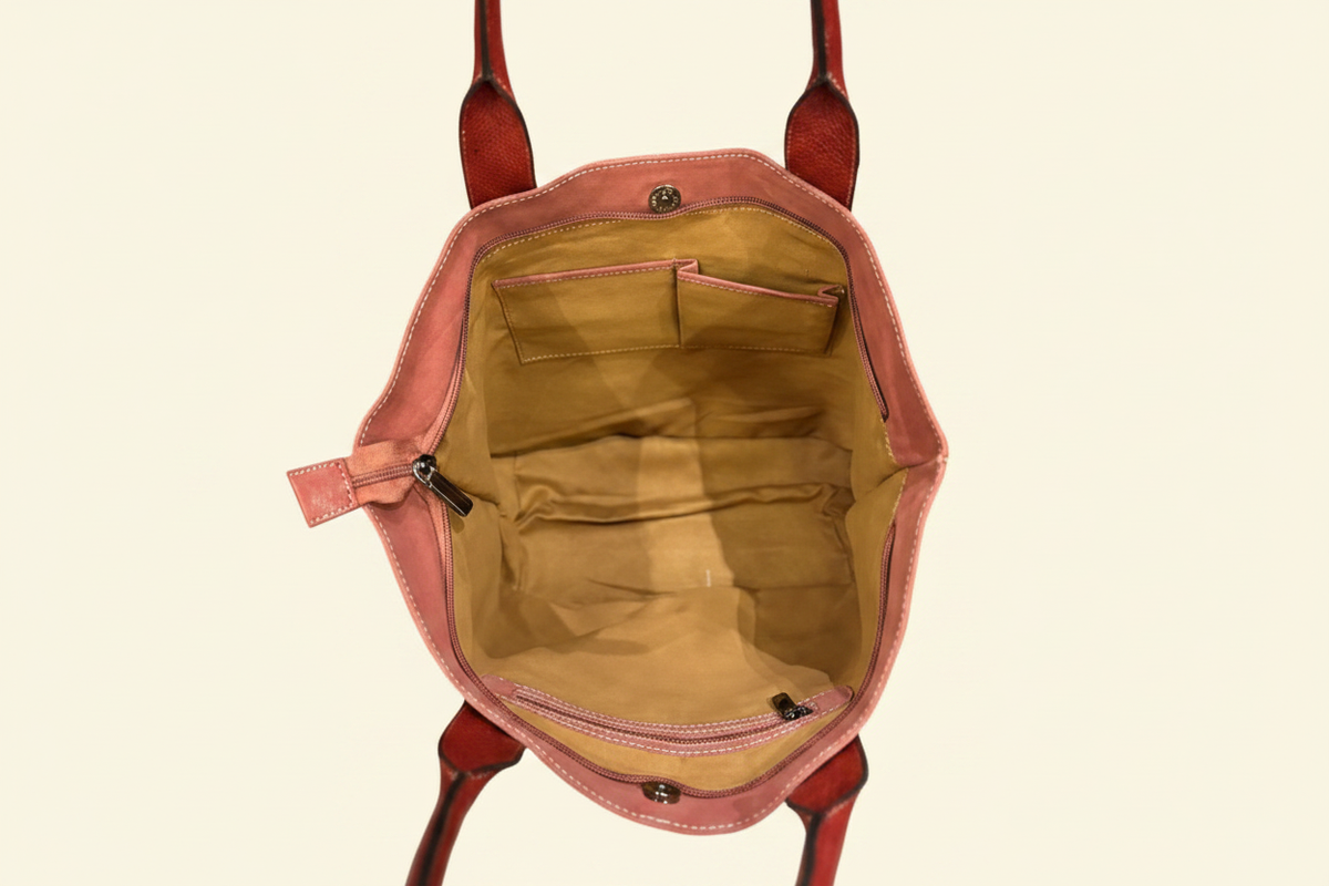 Rose Interior – Cream BG